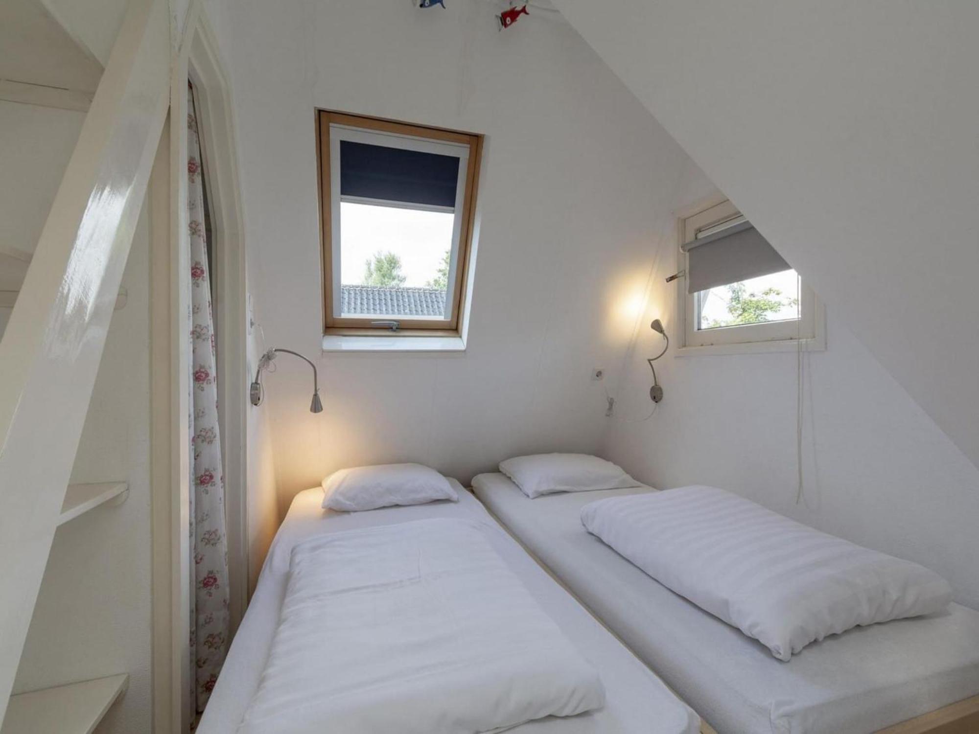 Cozy Holiday Home With Garden Sint Maartensvlotbrug Exterior photo